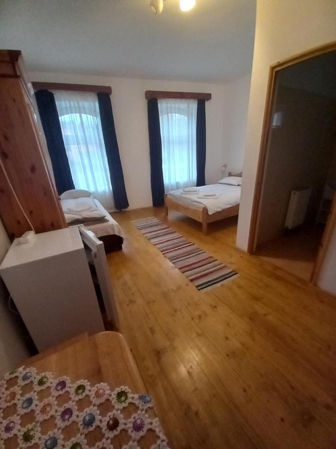 Casa Din Barcut ξενώνας Εξωτερικό φωτογραφία